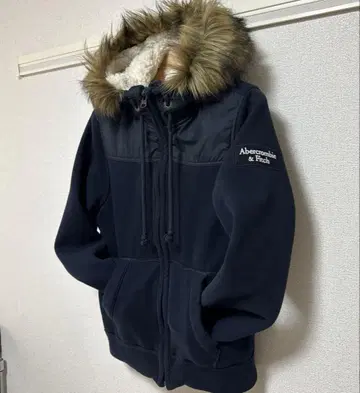 [아바크롬비앤피치] 보아 안감 후드티 다크 네이비 S 사이즈