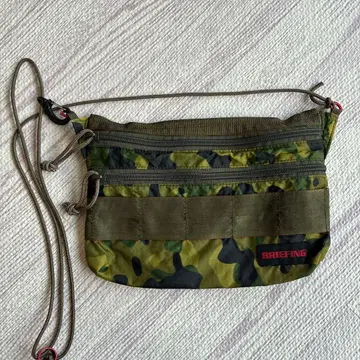 BRIEFING 카모플라쥬 사코슈
