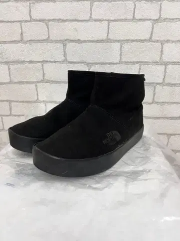 THE NORTH FACE 블랙 어그 부츠