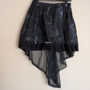 비대칭 블랙 쉬폰 미니 스커트