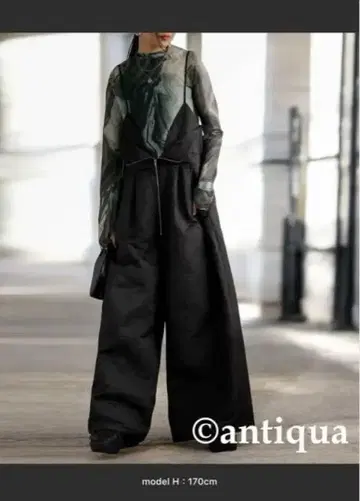 블랙 오버롤 살로펫 새상품 퀼팅 선착순