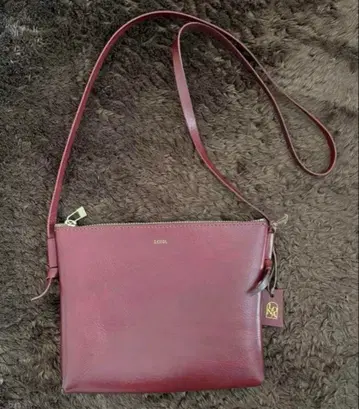 LONA 로나 리벨소 사코슈 M 숄더백 와인