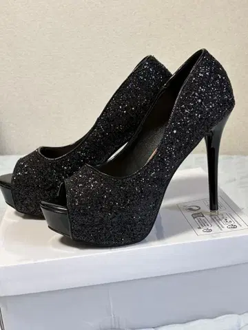 글리터 오픈토 하이힐 38 사이즈