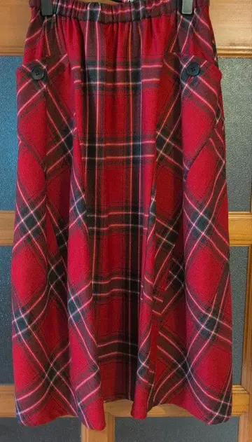 CRESCENT 체크 스커트