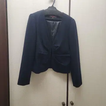 CLATHAS 네이비 테일러드 자켓