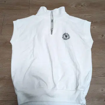 레피피 아르마리오 화이트 슬리브리스 M