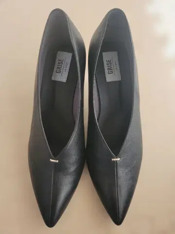 GRISE 블랙 스틸레토 펌프스