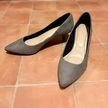 GU 마쉬멜로우 펌프스 그레이 스틸레토