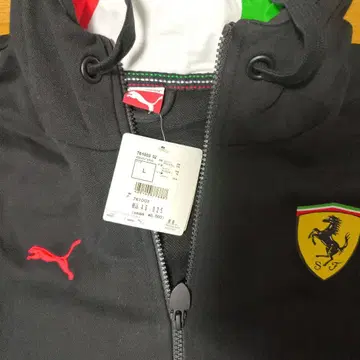 푸마 페라리 로고 블랙 후드티 L 사이즈