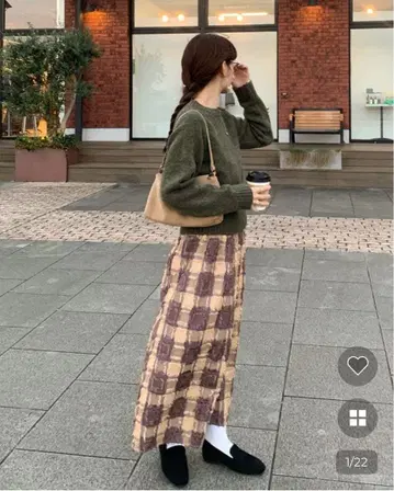 nugu 사이드 슬릿 체크 롱 스커트