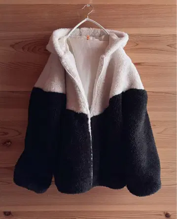 새상품급 Lips 복슬복슬 퍼 보아 블루종 자켓