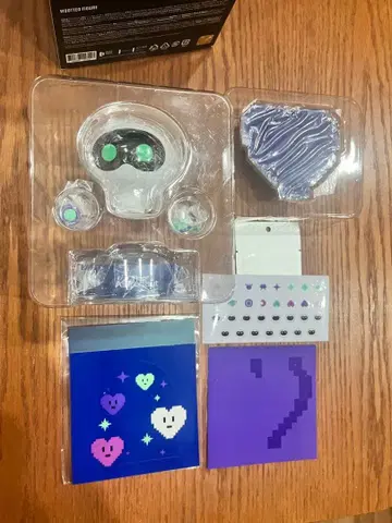 The Astronaut 피규어 세트 우트군