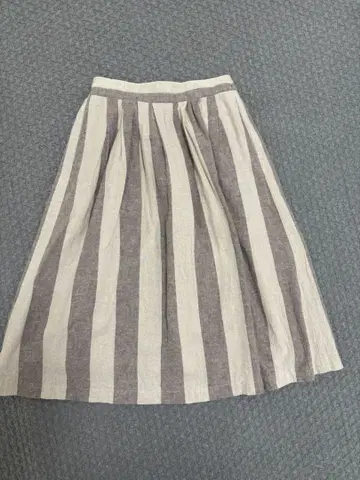 Studio CLIP 스트라이프 스커트
