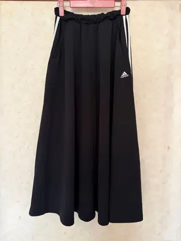 adidas 롱 스커트 사이드 스트라이프 aeroready
