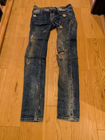 데미지 가공 인디고 블루 스트레이트 데님