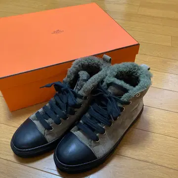 스웨이드 하이컷 스니커즈