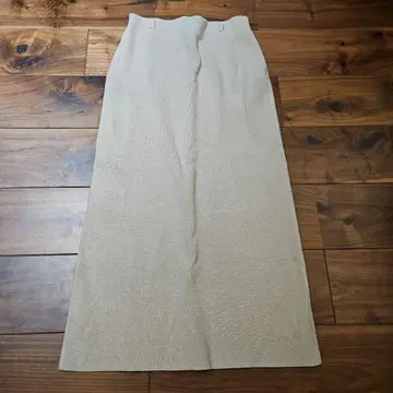 Mila Owen 베이지 타이트 스커트 새상품 정가 반값 이하