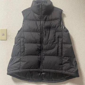 유니클로+J 다운 베스트 L 사이즈