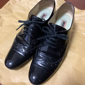 탈사스 TARSAS 블랙 에나멜 가죽 부티 숏부츠 23.5cmEE