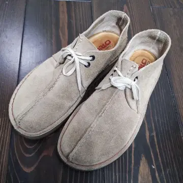 클락스 디저트 트렉 US7.5 일본25.5