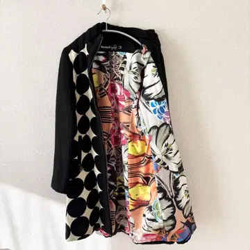 데시구알 안감 꽃무늬 지퍼 코트 38