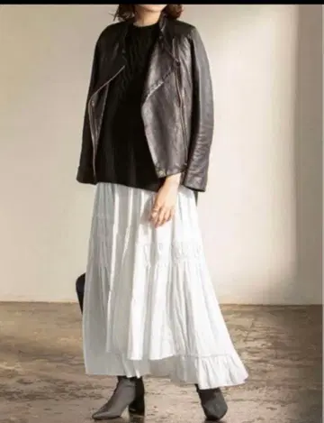 Noble 노블 랜덤 개더 패치워크 스커트 화이트