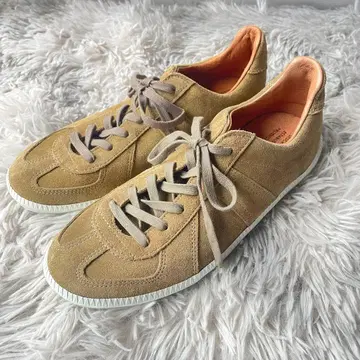 [ 실내 시착만 한 상품 ] 리프로덕션 오브 파운드 저먼 트레이너 36