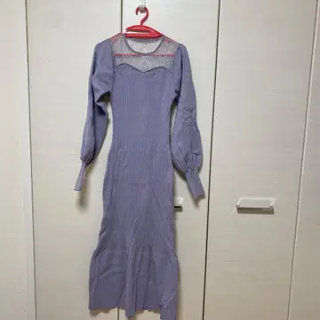 러그나무 문 니트 원피스