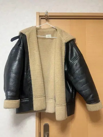 후즈후 갤러리 WWG 무스탕 자켓 인조 가죽