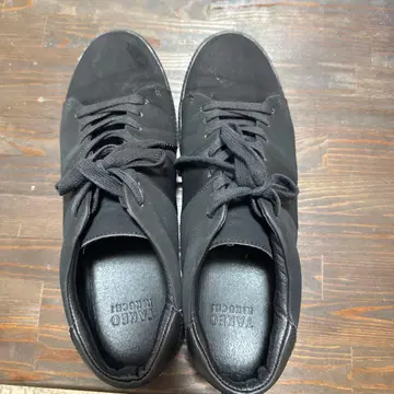 블랙 캐주얼 캔버스 스니커즈