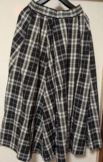 niko and - 체크 무늬 플레어 스커트 L 사이즈