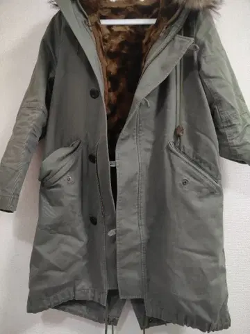 유나이티드 애로우즈 올리브 그린 모즈 코트 퍼 포함