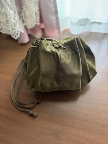 Spick&Span 올리브색 복조리 타입 숄더백