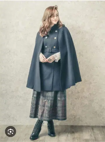 엑시즈팜 나폴레옹 판초 코트 케이프 골드 버튼 레이스