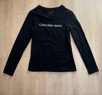 Calvin Klein Jeans 블랙 긴팔 티셔츠