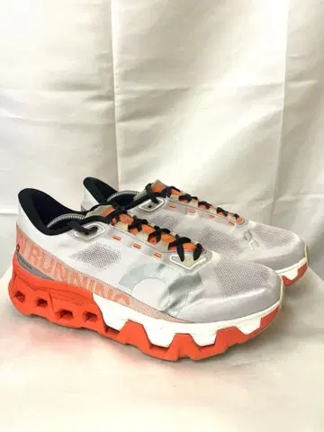 On 27.5cm Cloudmonster Hyper Mauve Flame