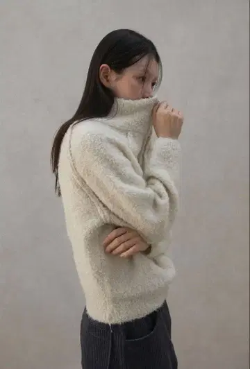 New Cottage Zipper Knit