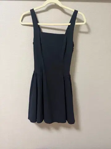 Abercrombie & Fitch 블랙 원피스