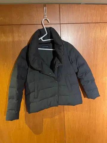 Journal Standard 블랙 다운 자켓