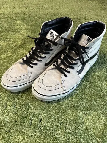 Vans 반스 스케이트 하이 라이트 그레이 x 블랙 SK8-HI