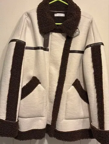 보아 카라 부착 자켓