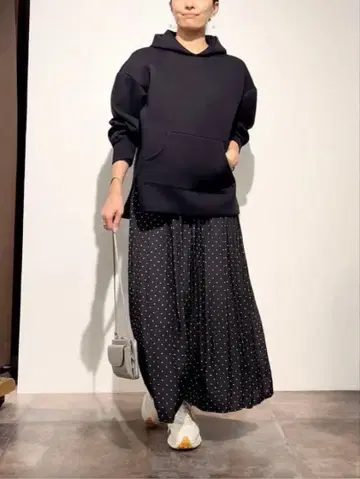 BEARDSLEY 종이상자 후드티 블랙 후드 부착