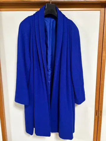 파란색 오픈 프론트 롱 코트