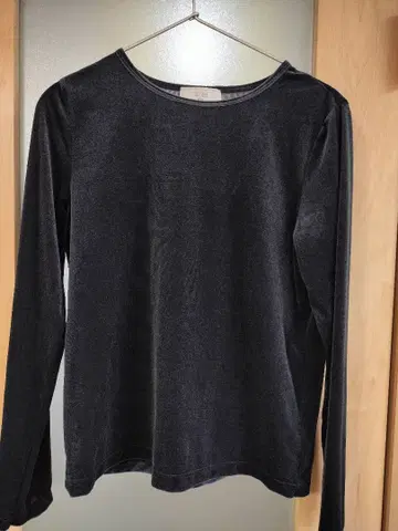 SLOBE IENA 블랙 긴팔 벨로아 T셔츠