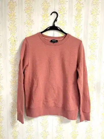 A.P.C. 핑크 크루넥 맨투맨