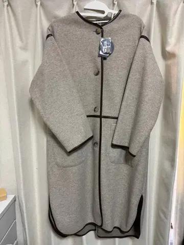 파이핑 가운 코트 (Right-on)