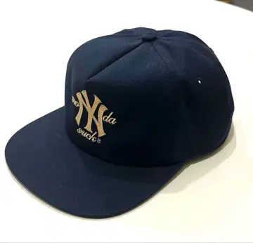 Monday suck street cap NYC 캡 양키스