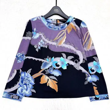 [새상품급] 레오나르 고급 빅 사이즈 42 티셔츠 꽃무늬 트리밍