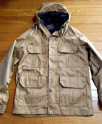 [ 새상품급 ] 마운틴 파카 밀리터리 자켓 사이즈 L