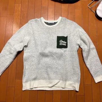 로데오 크라운즈 그레이 니트